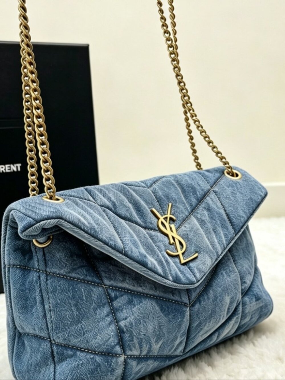 Saint Laurent Puffer Medium Bag - Picture 4 of 6